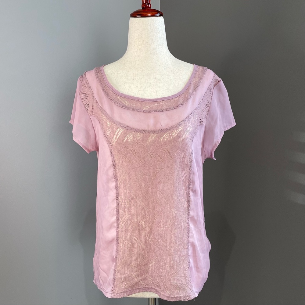 Tulle by Anthropology Sheer and Lace Blouse Size L Lilac Purple Short Sleeve